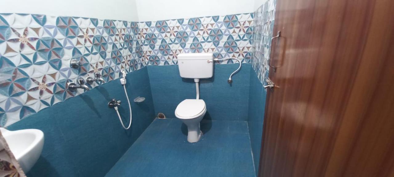 Goroomgo Neelachal Holiday Nibasa Puri Near Sea Beach Area - Perfect Location With Excellent Service Awarded Екстер'єр фото