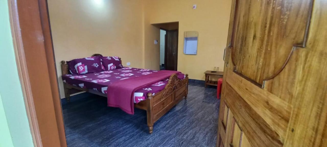 Goroomgo Neelachal Holiday Nibasa Puri Near Sea Beach Area - Perfect Location With Excellent Service Awarded Екстер'єр фото